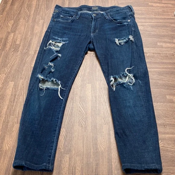 Citizens of Humanity- Low Rise Distressed Jeans - Picture 1 of 6